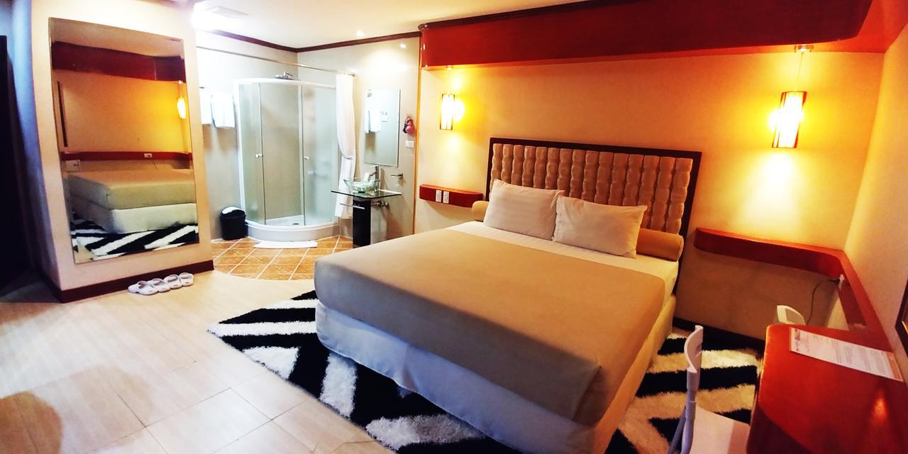 Cebu Dulcinea Hotel And Suites-Mactan Airport Hotel Lapu-Lapu City Exteriér fotografie